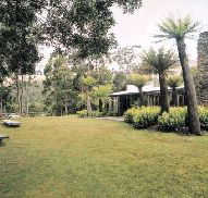 Tullah Lakeside Lodge - Accommodation Coffs Harbour