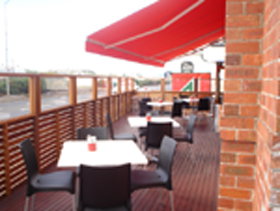 Formby Hotel - Accommodation Coffs Harbour 0