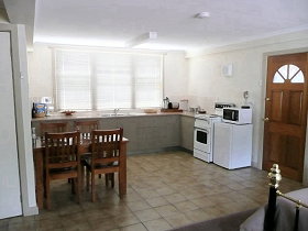 Campania TAS Accommodation Coffs Harbour