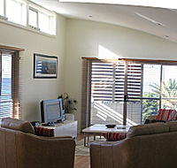 Paradise House - Accommodation Coffs Harbour