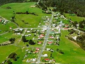 Gladstone Hotel - Accommodation Coffs Harbour 0