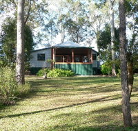 Bushland Cottages and Lodge - Accommodation Coffs Harbour