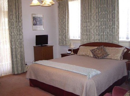 Glen Osborne House - Accommodation Coffs Harbour 1