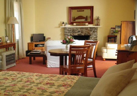 Camellia Cottage At Maple Hill - Accommodation Coffs Harbour 1