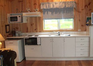 Summer Cottage - Accommodation Coffs Harbour 2