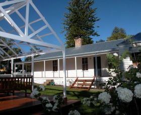 The Cottage - Berry - Accommodation Coffs Harbour 0