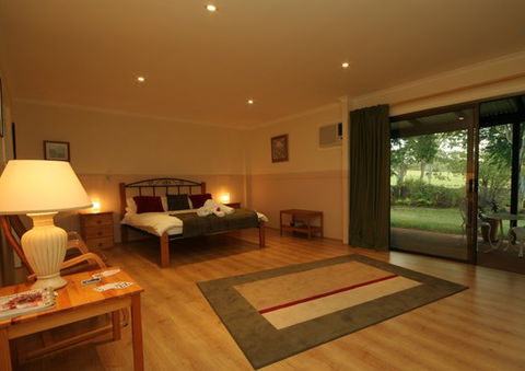 Lagoon Pocket Bed And Breakfast - Accommodation Coffs Harbour 1