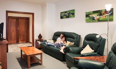 Artisan Spa Views Bed And Breakfast Cottage - Accommodation Coffs Harbour 2