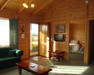 Dowling View Cabins - Accommodation Coffs Harbour 4