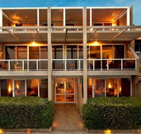Bay Breeze Boutique Accommodation - Accommodation Coffs Harbour