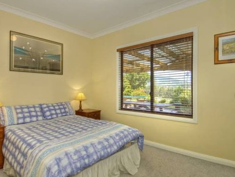 Lavender Views - Accommodation Coffs Harbour 2