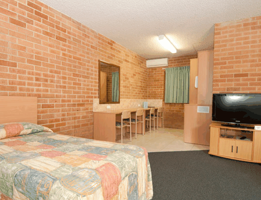 New Olympic Motel - Accommodation Coffs Harbour 1