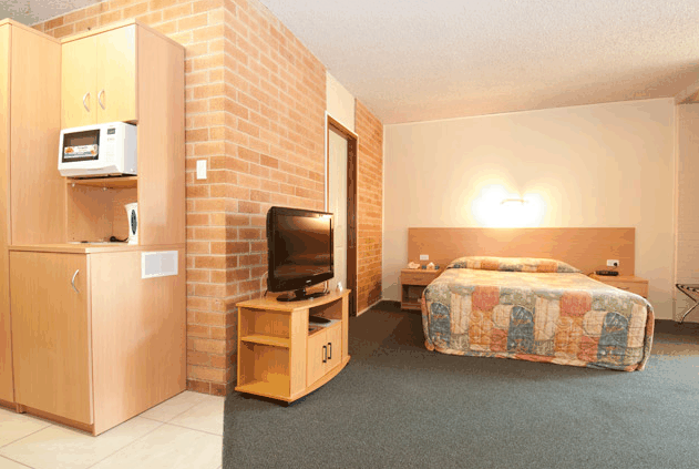 New Olympic Motel - Accommodation Coffs Harbour 3
