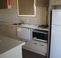 Bowlo Holiday Cabins - Accommodation Coffs Harbour