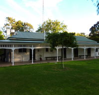 Lake Victoria Station Lodge - Accommodation Coffs Harbour