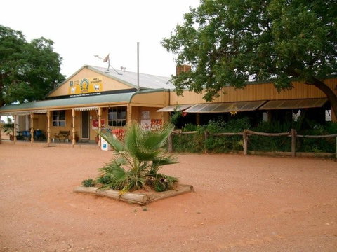 Packsaddle Roadhouse - Accommodation Coffs Harbour 0