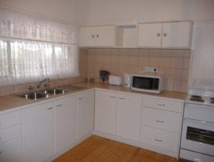 Townhouse Five - Accommodation Coffs Harbour 2
