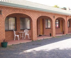 Cooma Country Club Motor Inn - Accommodation Coffs Harbour 0