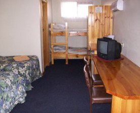 Cooma Country Club Motor Inn - Accommodation Coffs Harbour 2