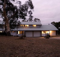Silvertop Snowy Mountains Retreat - Accommodation Coffs Harbour