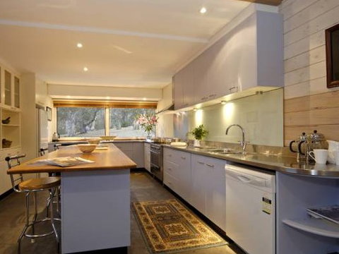 Silvertop Snowy Mountains Retreat - Accommodation Coffs Harbour 2
