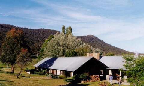 Crackenback Farm Mountain Guesthouse - Accommodation Coffs Harbour 0