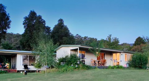 Queens Cottage - Accommodation Coffs Harbour 0