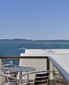 Magnus Street Treetops - Accommodation Coffs Harbour 2