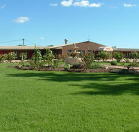 Newell Motor Inn - Accommodation Coffs Harbour