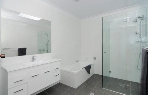 Baileys, Gerringong - Accommodation Coffs Harbour 4