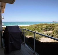 Beachfront Narrabeen - Accommodation Coffs Harbour