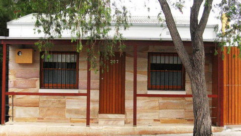 Australia Street Cottage - Accommodation Coffs Harbour 5