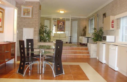 Caroline Bay Getaway - Accommodation Coffs Harbour 3