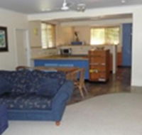Leeway Beach House - Accommodation Coffs Harbour