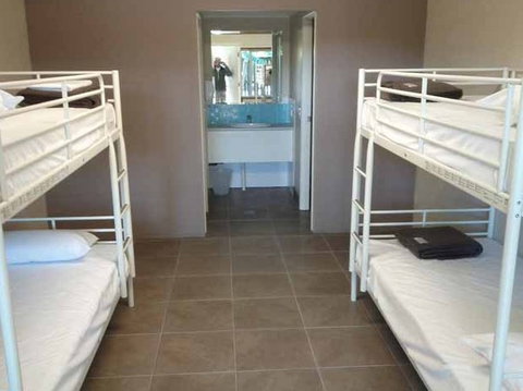 Flashpackers Hervey Bay - Accommodation Coffs Harbour 4