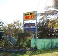 Rest Easi Motel - Accommodation Coffs Harbour