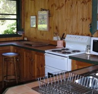 Lamb Island Holiday Cottage - Accommodation Coffs Harbour