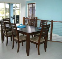 Blue Ocean View Beach House - Accommodation Coffs Harbour