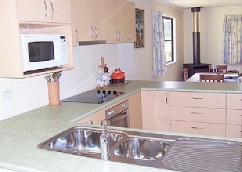 Walkabout - Holiday Home - Accommodation Coffs Harbour 4