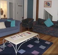 Godshill Lodge - Holiday Home - Accommodation Coffs Harbour