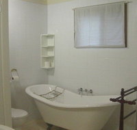 Cosy Cottage - Holiday Home - Accommodation Coffs Harbour