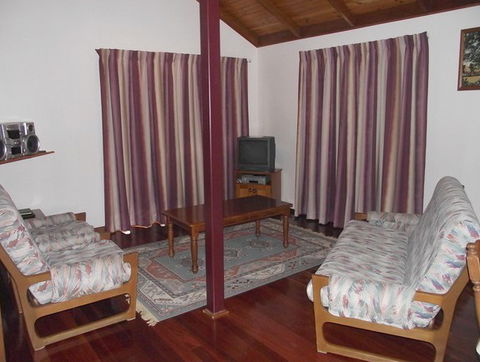 Bunya Views - Holiday Home - Accommodation Coffs Harbour 1