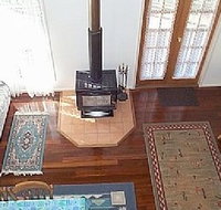 Chalet Jemas - Holiday Home - Accommodation Coffs Harbour