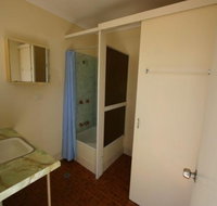 Nanango Caravan and Motorhome Park - Accommodation Coffs Harbour