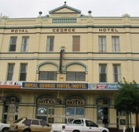 Royal George Motel Hotel - Accommodation Coffs Harbour