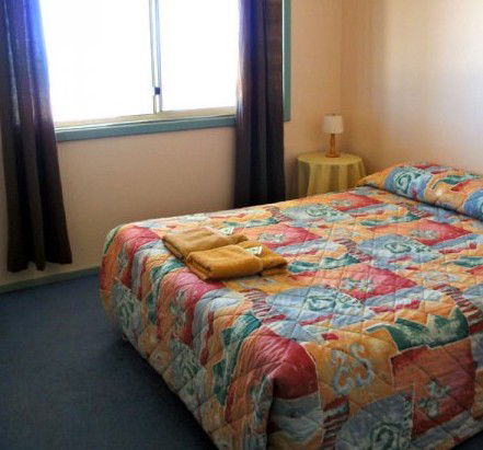 Bay Lodge Economy Beachfront - Accommodation Coffs Harbour 4