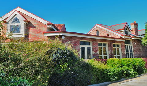 Carter Cottages - Accommodation Coffs Harbour 0