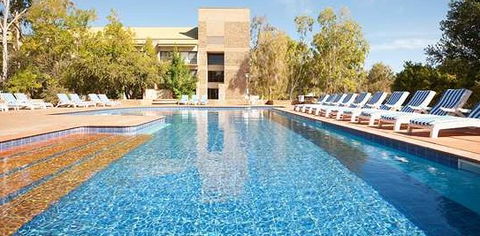 Doubletree By Hilton Alice Springs - Accommodation Coffs Harbour 2
