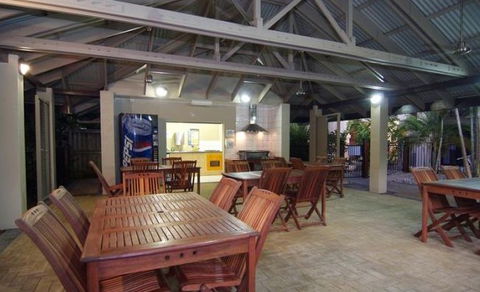 Comfort Suites Trinity Beach Club - Accommodation Coffs Harbour 4