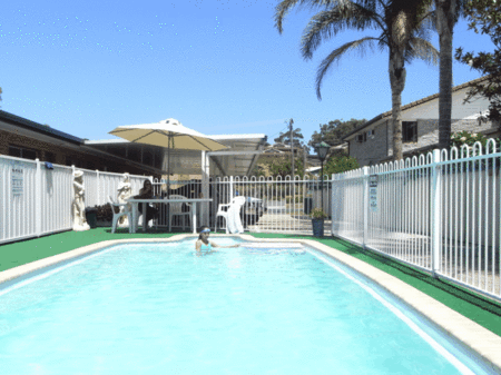 Bells Motel - Accommodation Coffs Harbour 4